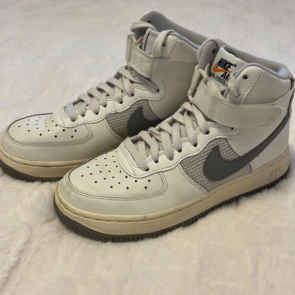Nike Air Force size 6 in women’s